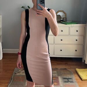 Haute Monde body con dress